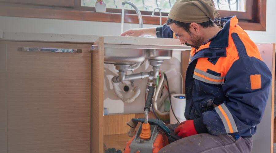 Local expert plumbing services in Le Roy, KS